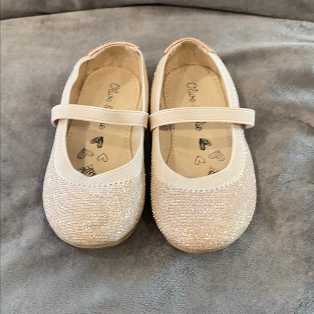 Toddler girl Olive & Edie slipper shoe